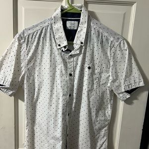 Men’s medium casual button up shirt